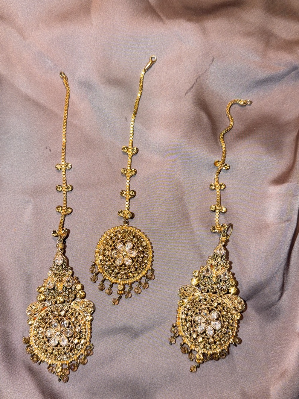 Gold-Tone Women's Statement Maang Tikka Set - Intricate Floral Design 3-pcs set